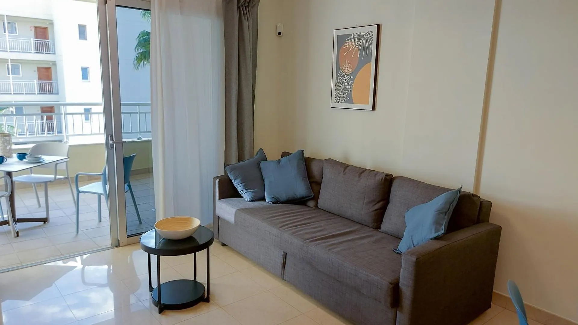 Sanremo Palm Mar Holidays Apartment